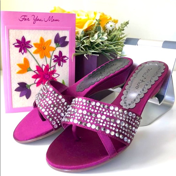 Sparking Lady’s Sandal - Picture 1 of 5